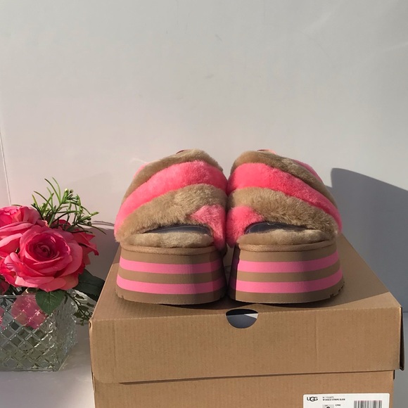 UGG Disco Stripe Slide - Picture 2 of 9